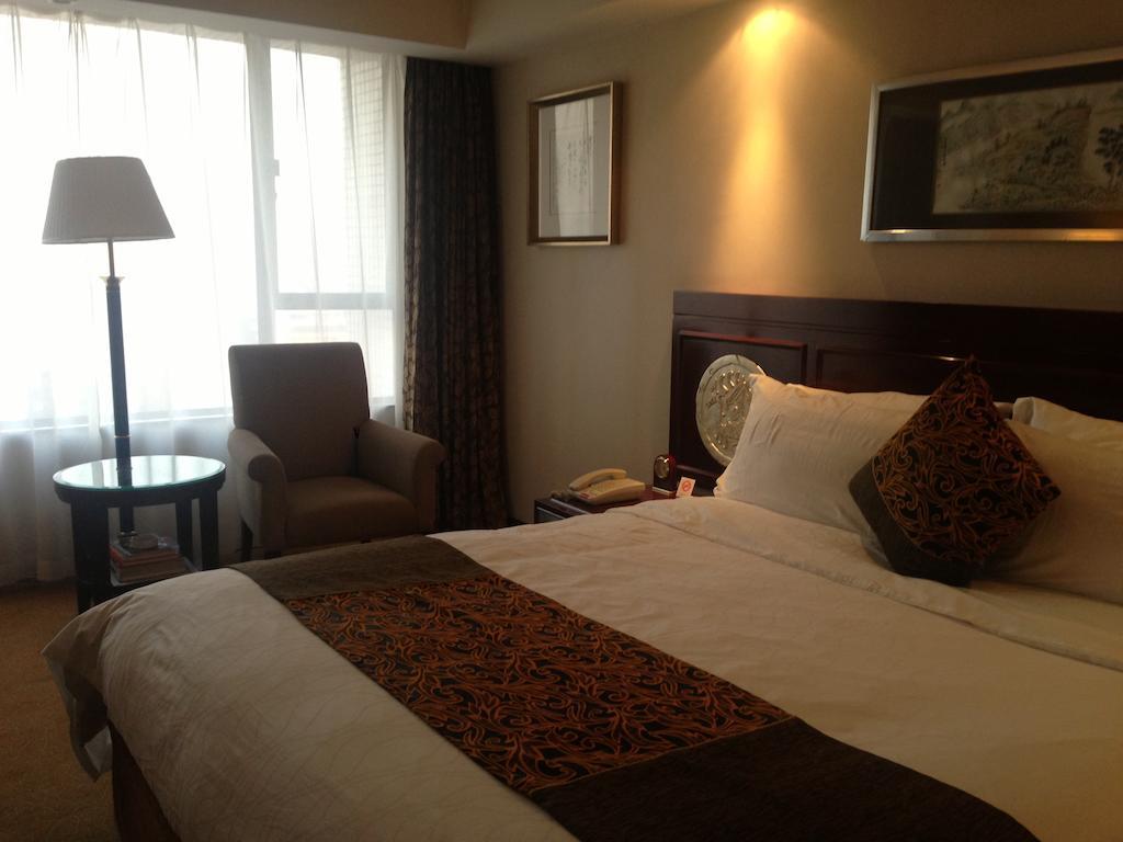 Grand Dynasty Culture Hotel Xi'An Xi'an  Exteriör bild